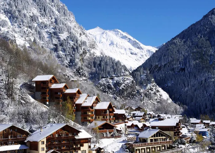 La Tour Du Merle - 4 Pieces Pour 6 Personnes Mae-3312 *